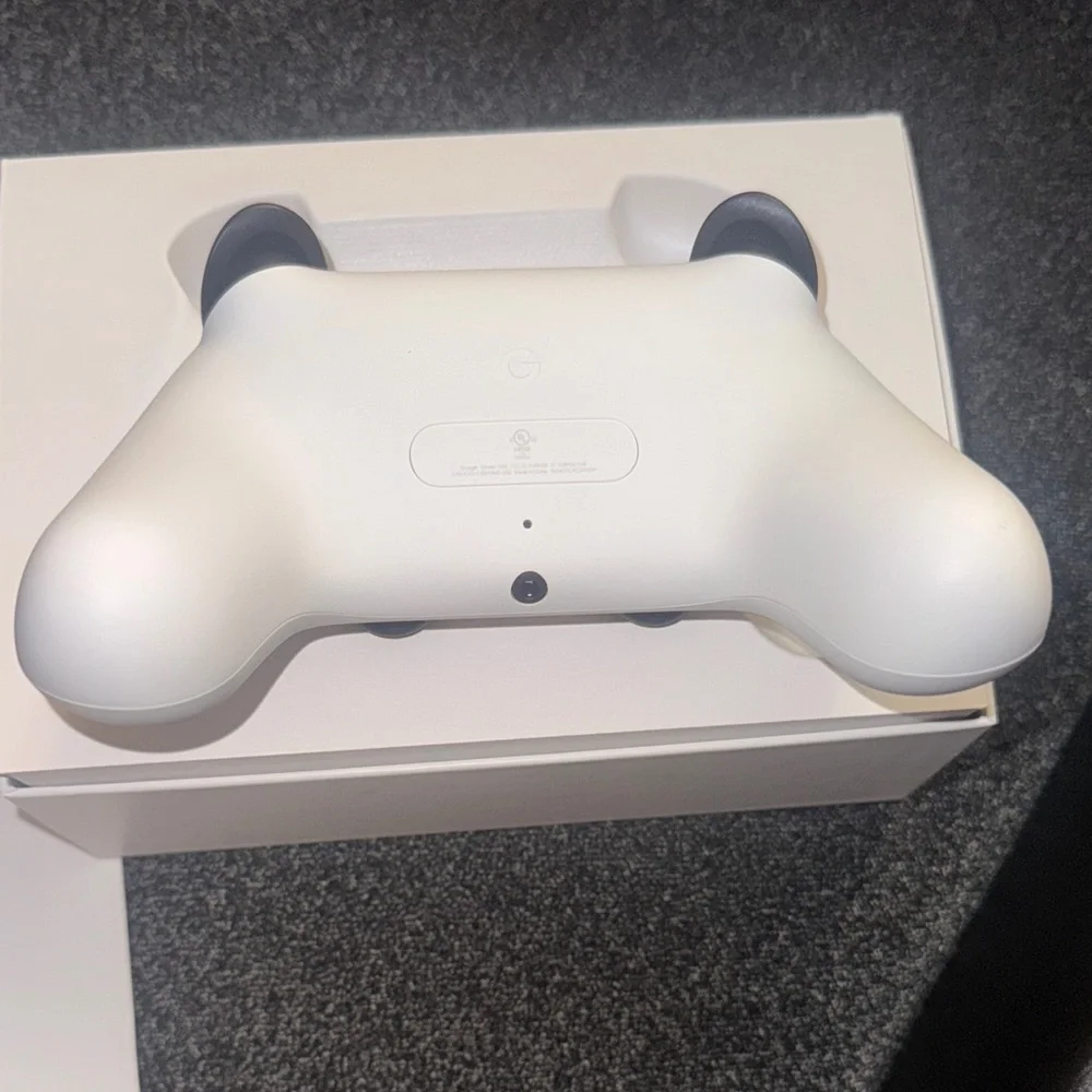 Google Stadia Premiere Edition Controller - White